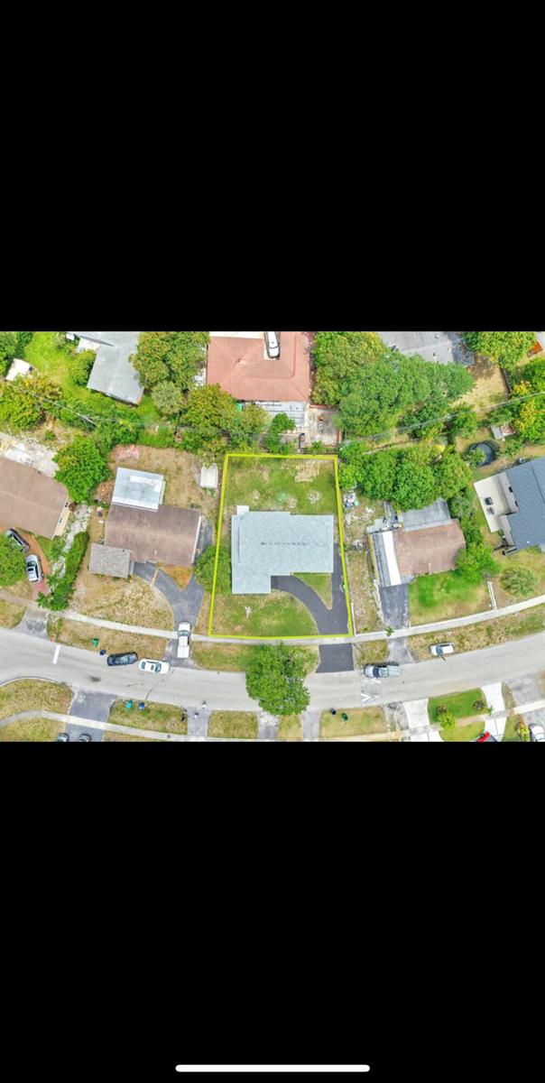 1112 NW 43rd Terrace