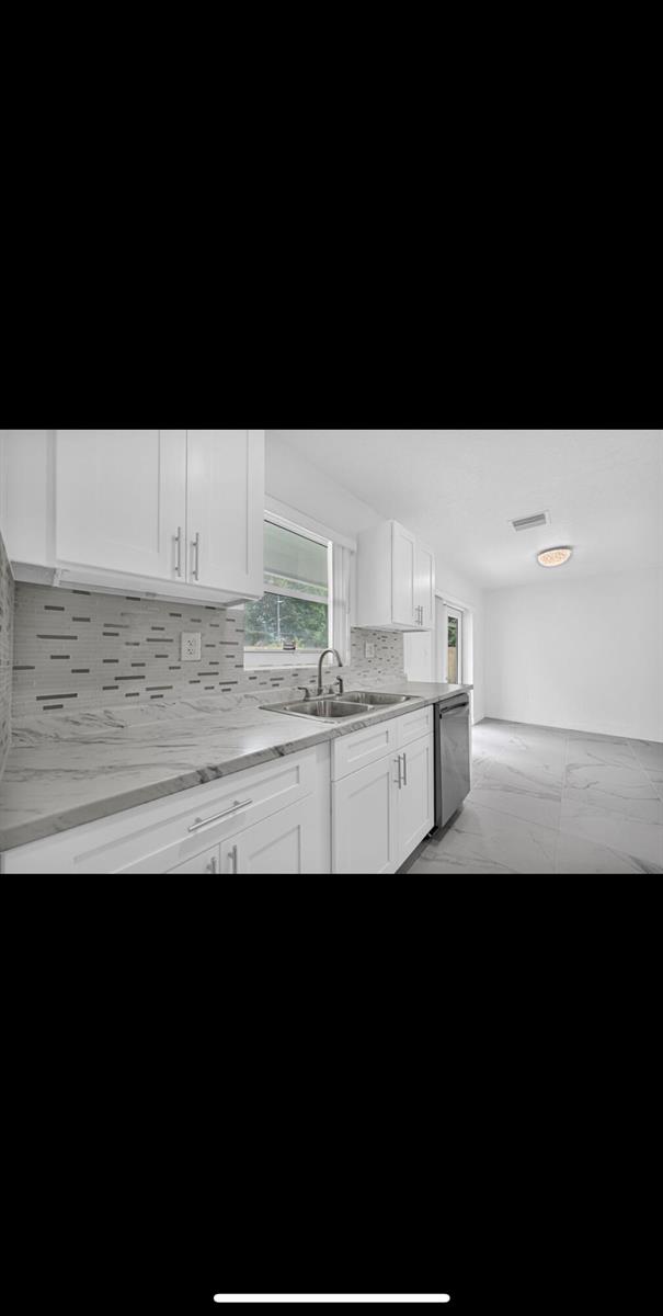 1112 NW 43rd Terrace