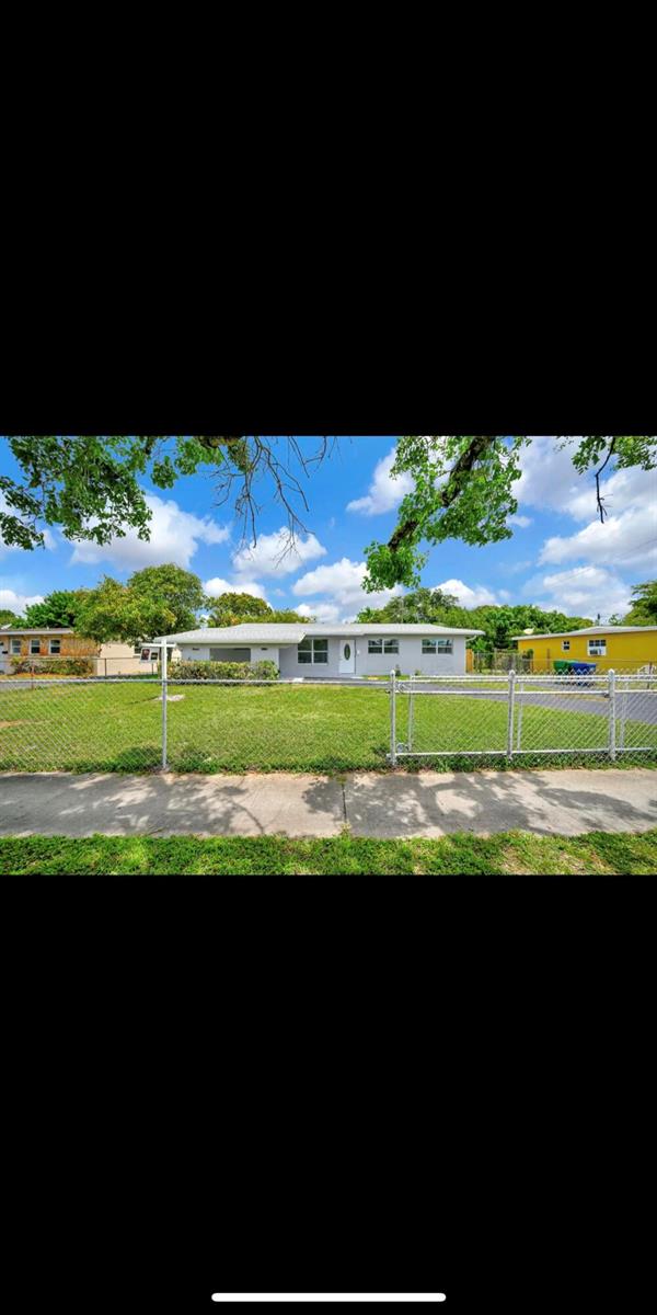 1112 NW 43rd Terrace