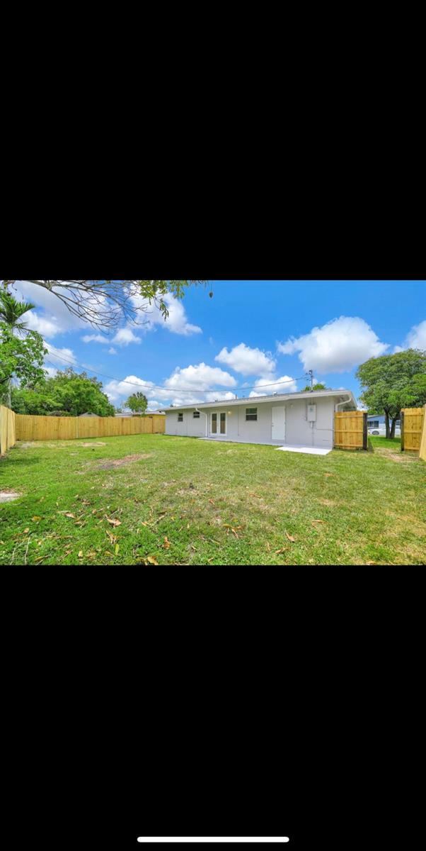 1112 NW 43rd Terrace