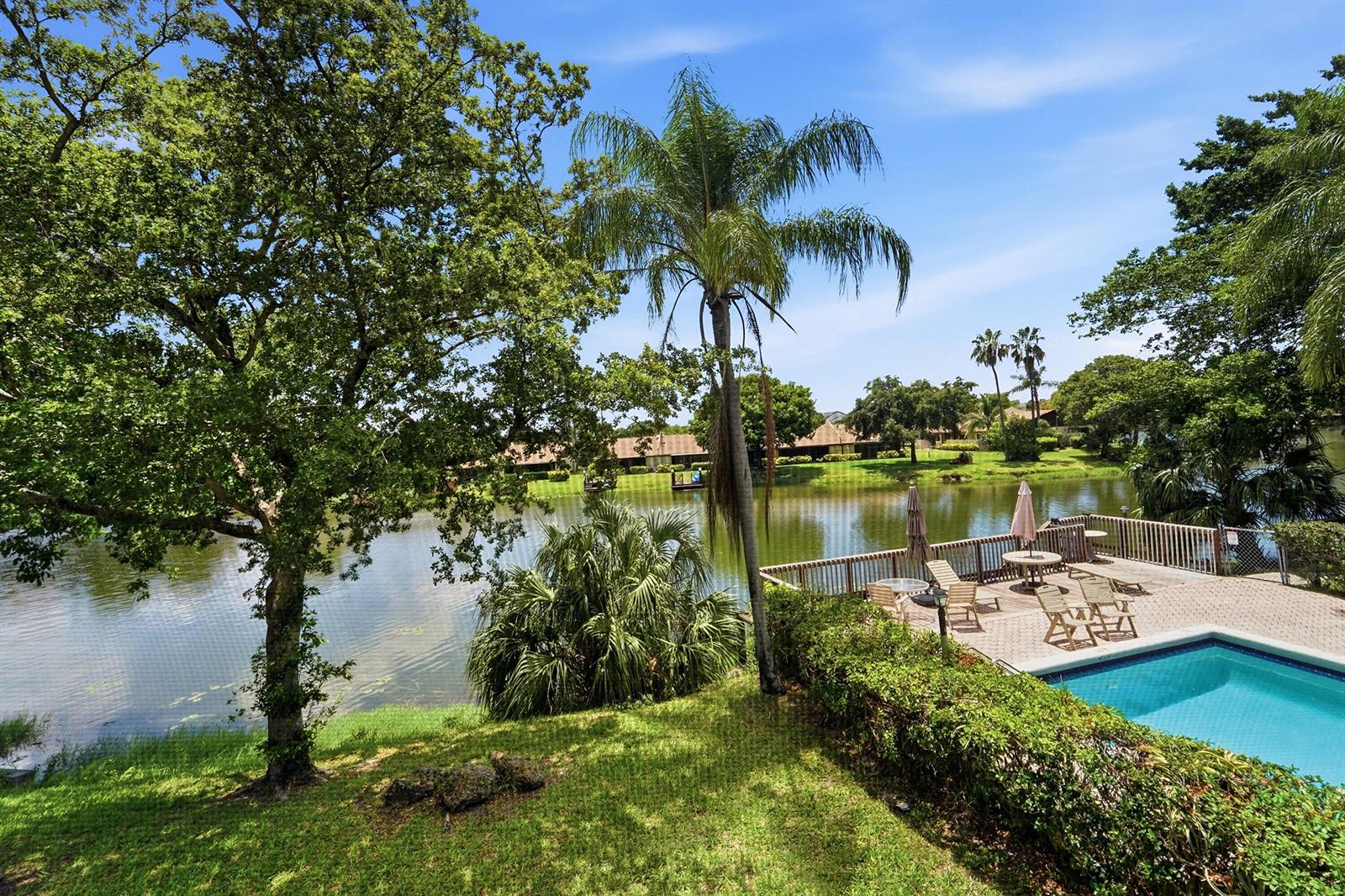 1033 BANKS Road # 203