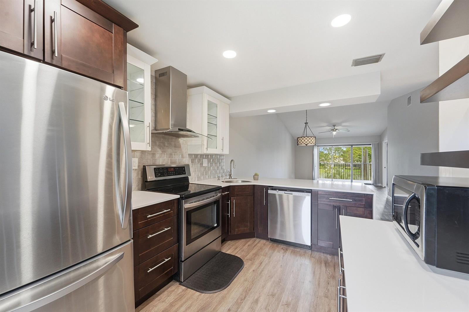 1033 BANKS Road # 203