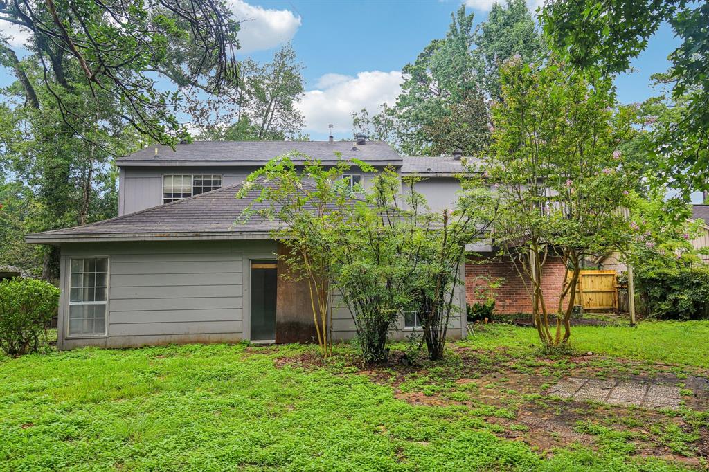 2215 Riverlawn Drive