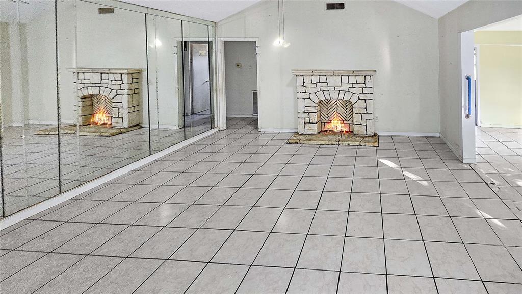 5109 Maywood Drive