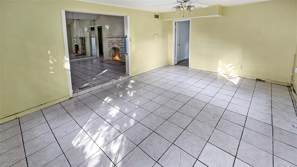 5109 Maywood Drive