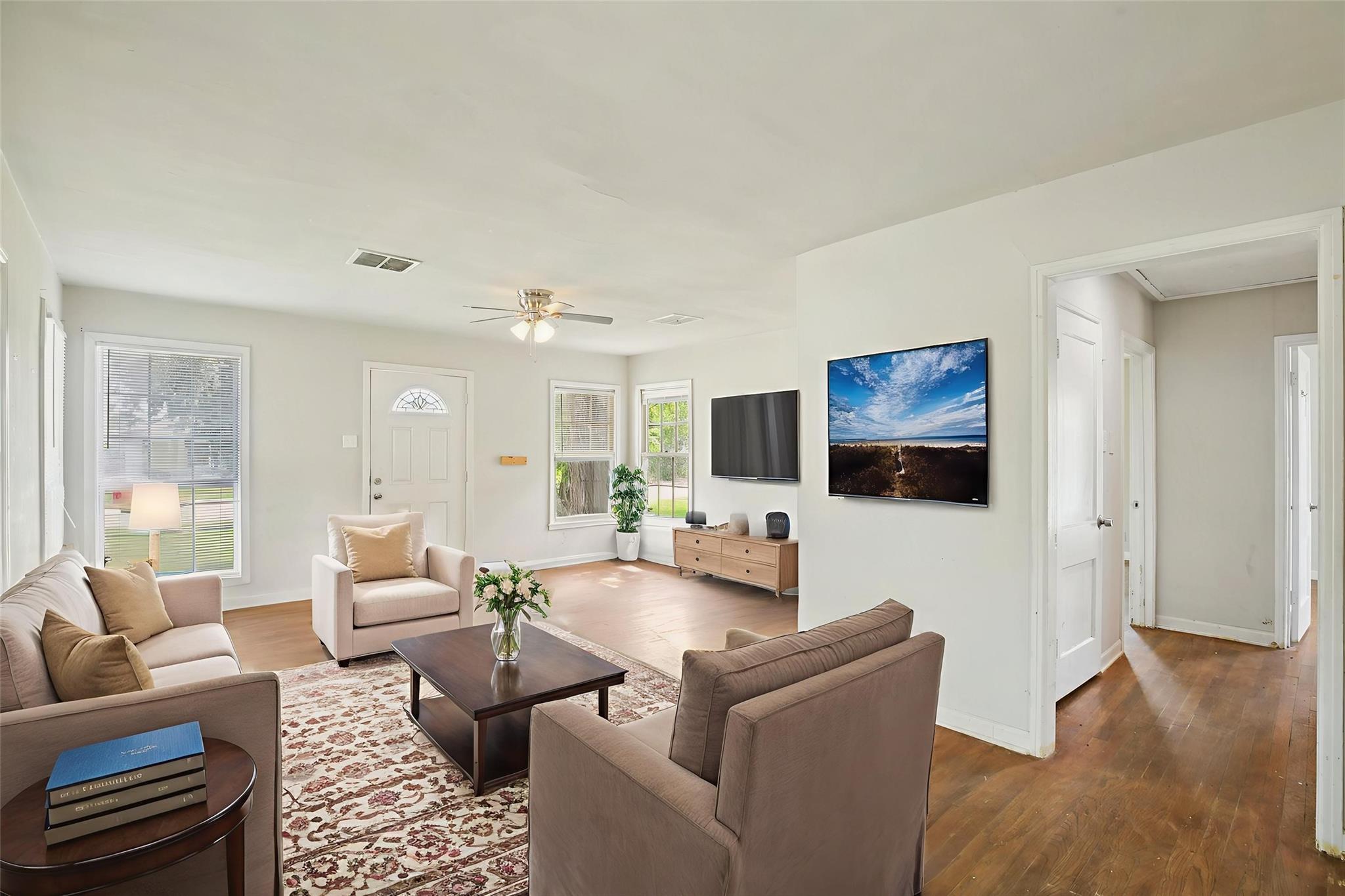 1531 W 8th Street