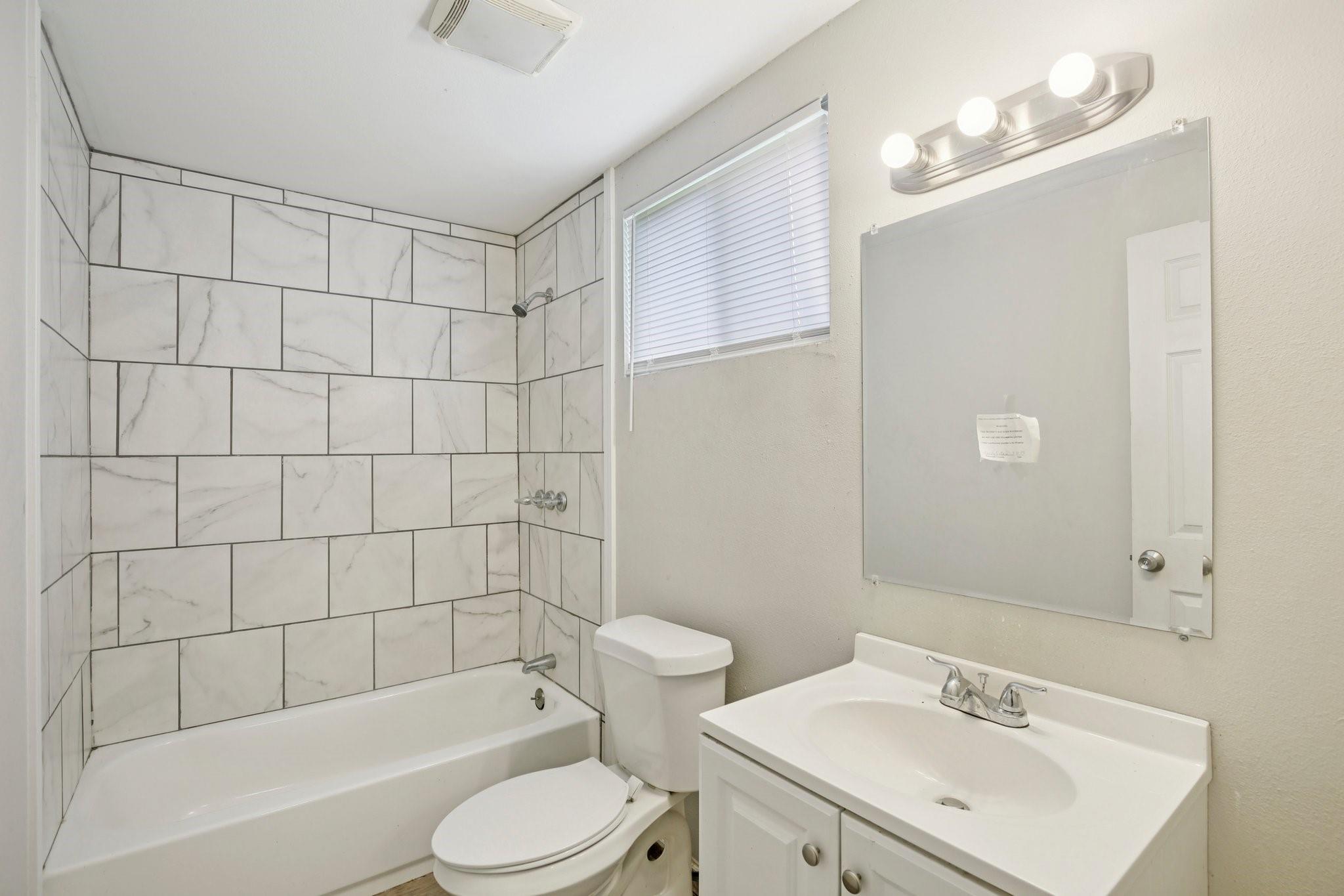 1531 W 8th Street