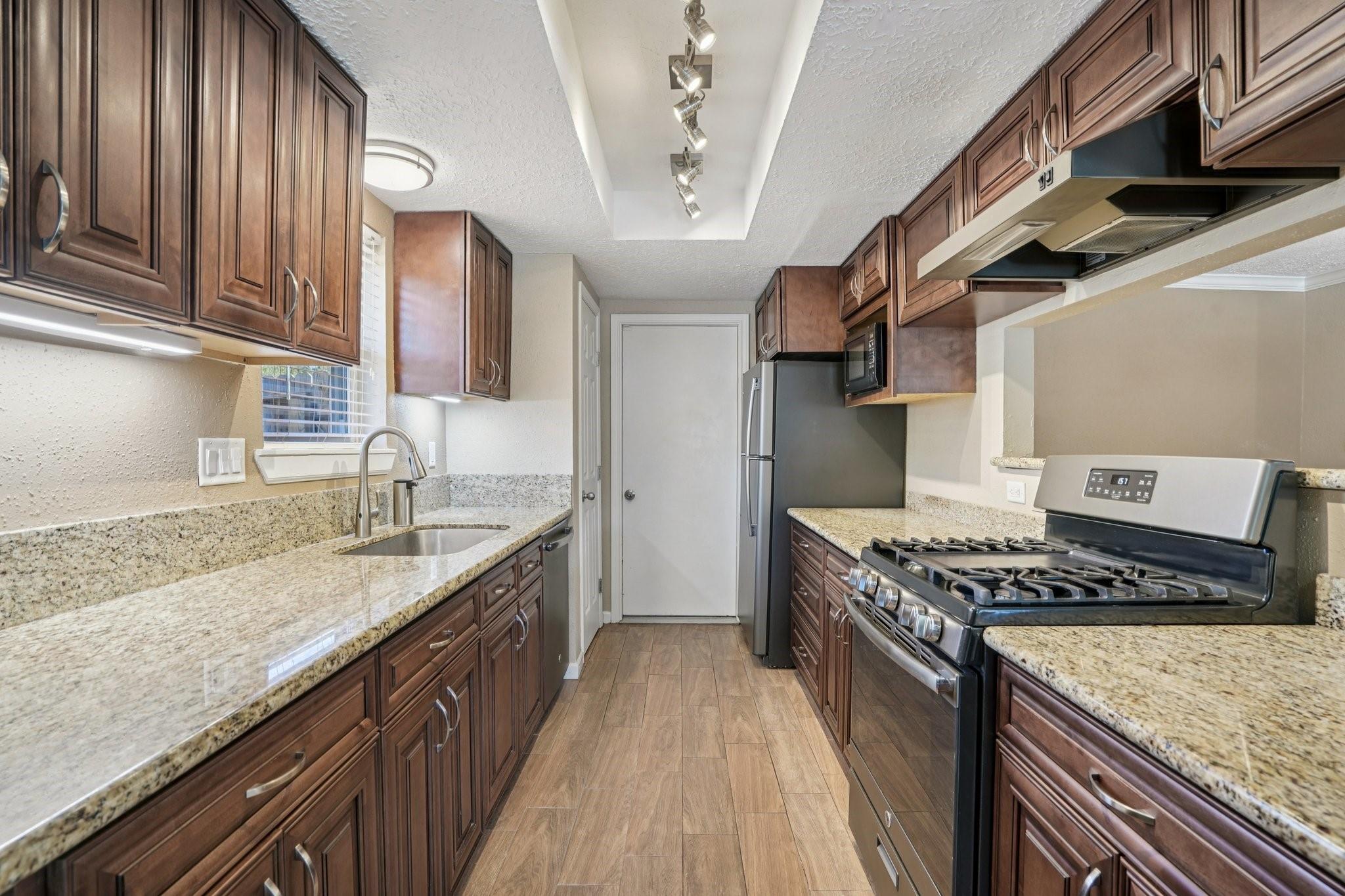 5202 Appleblossom Lane