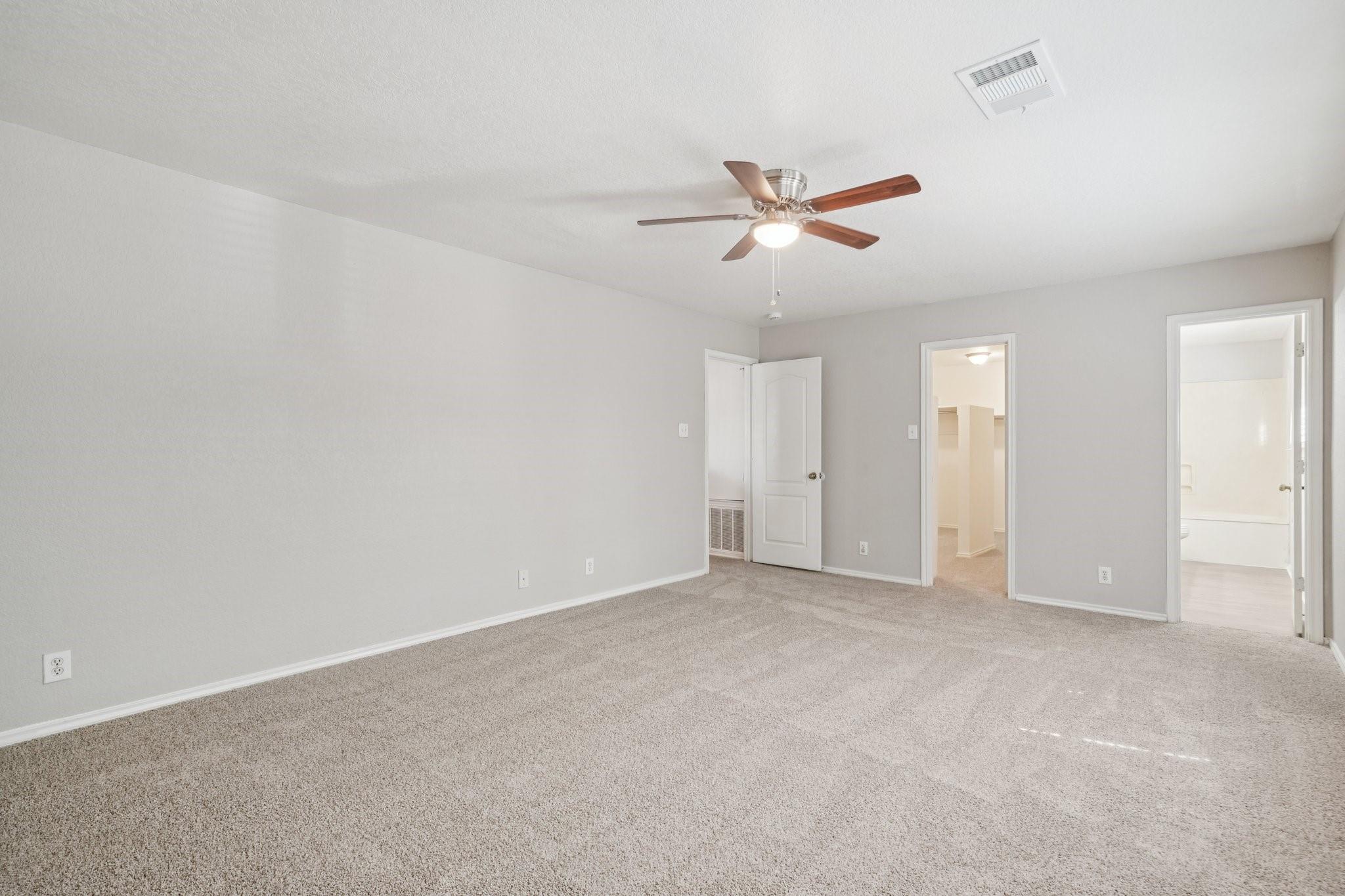 7734 Barhill Post
