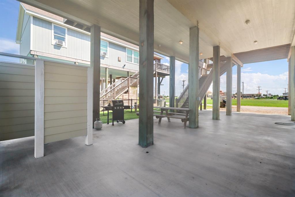 989 Meynig Drive