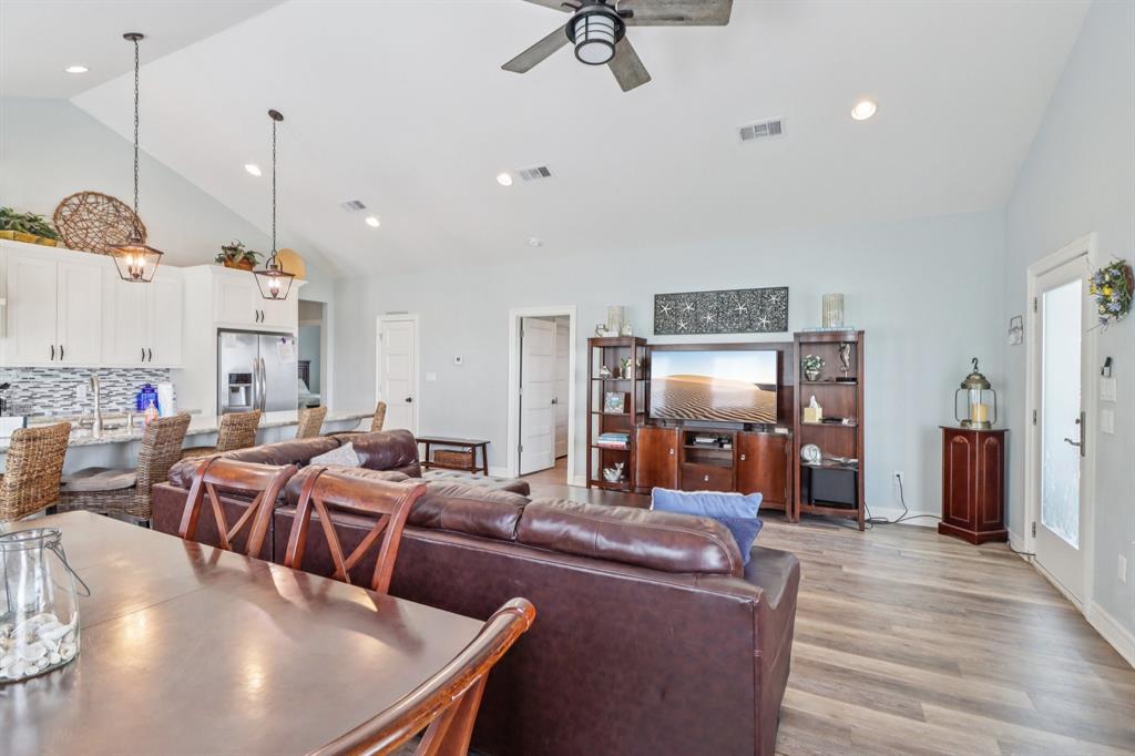 989 Meynig Drive