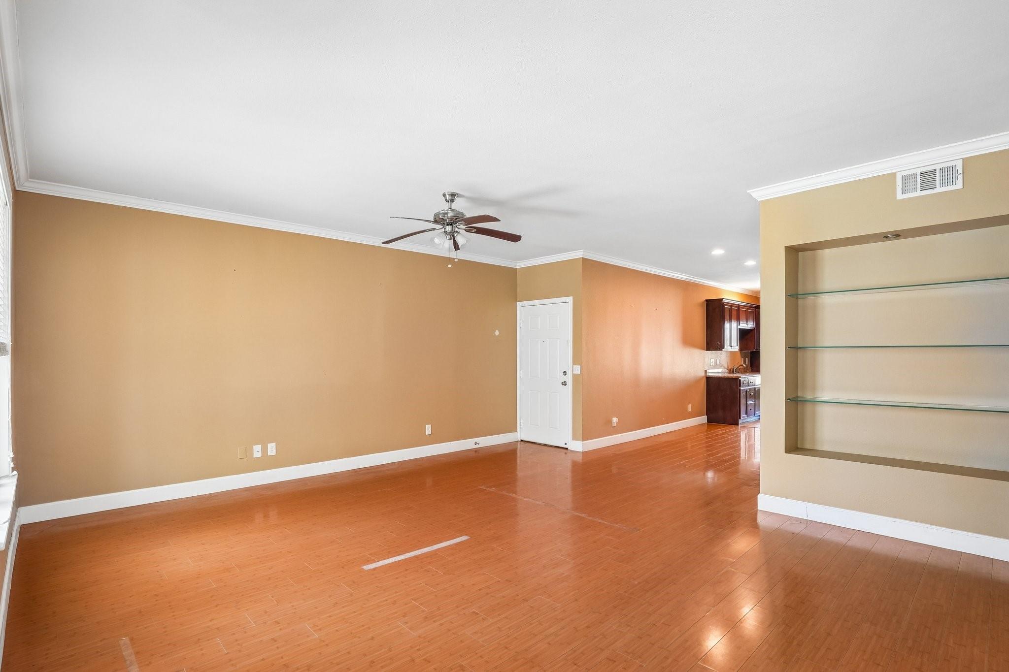 7000 Seawall Boulevard # 923