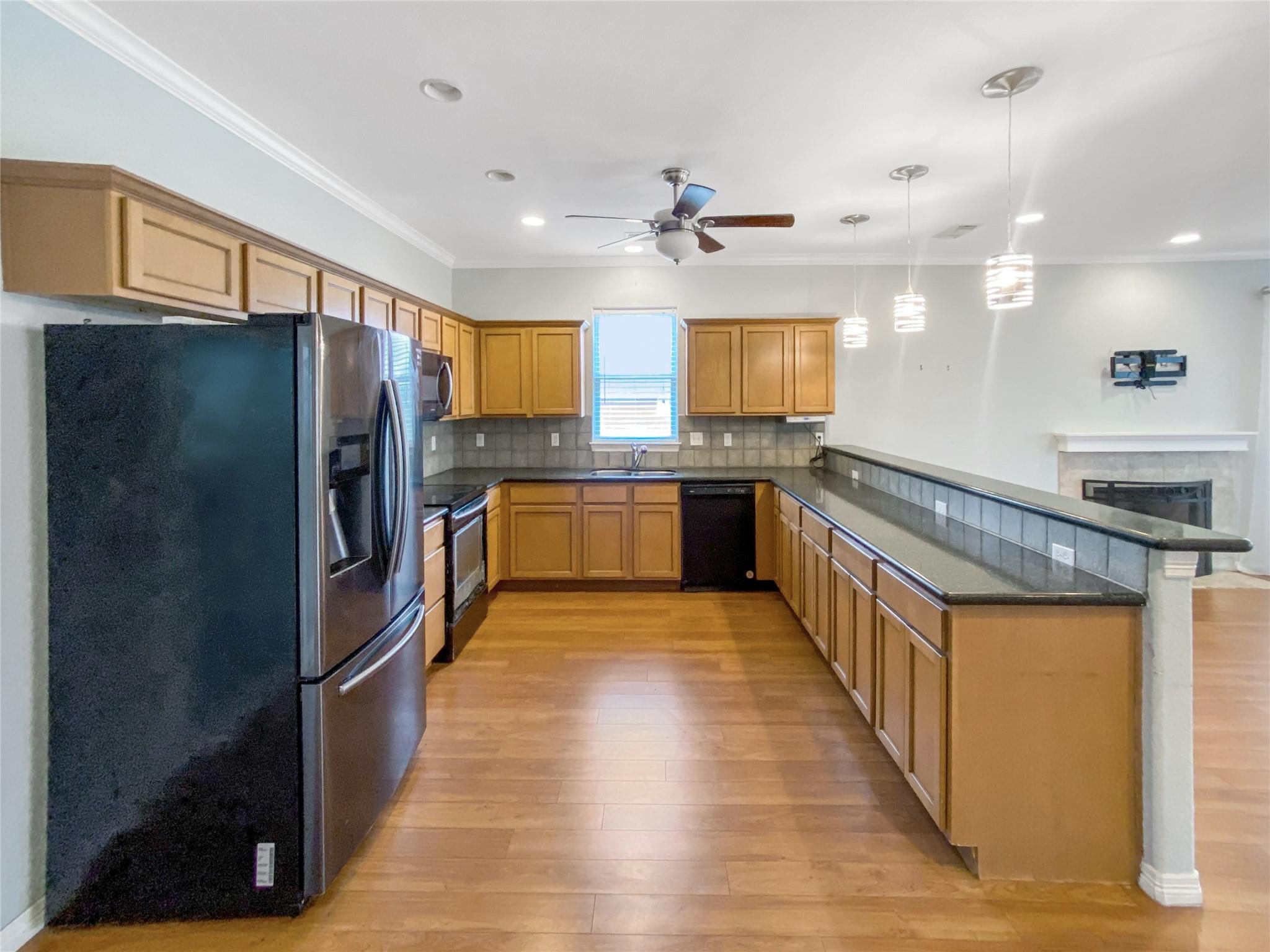 21927 Guadalupe Drive