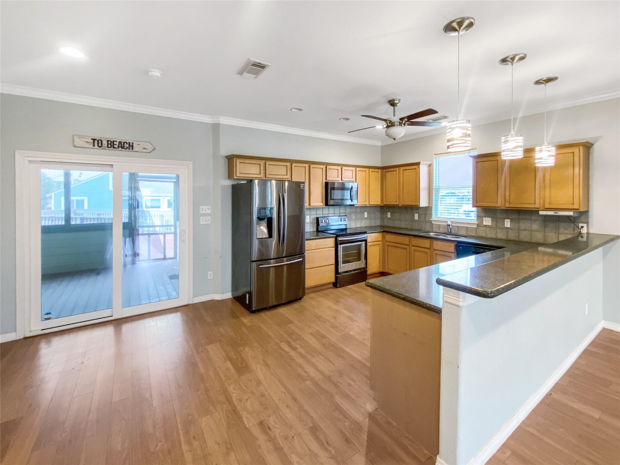 21927 Guadalupe Drive