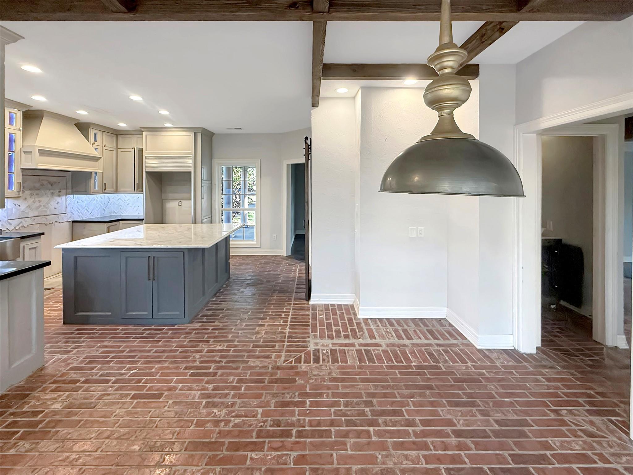 1330 Woodway Boulevard