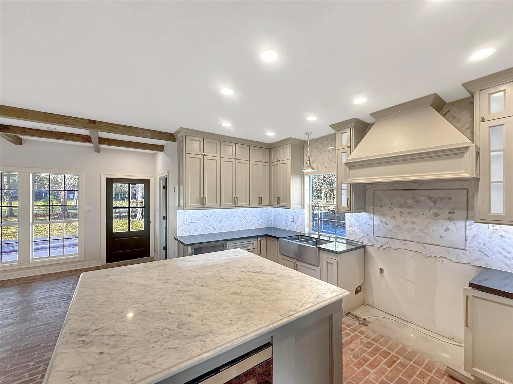 1330 Woodway Boulevard