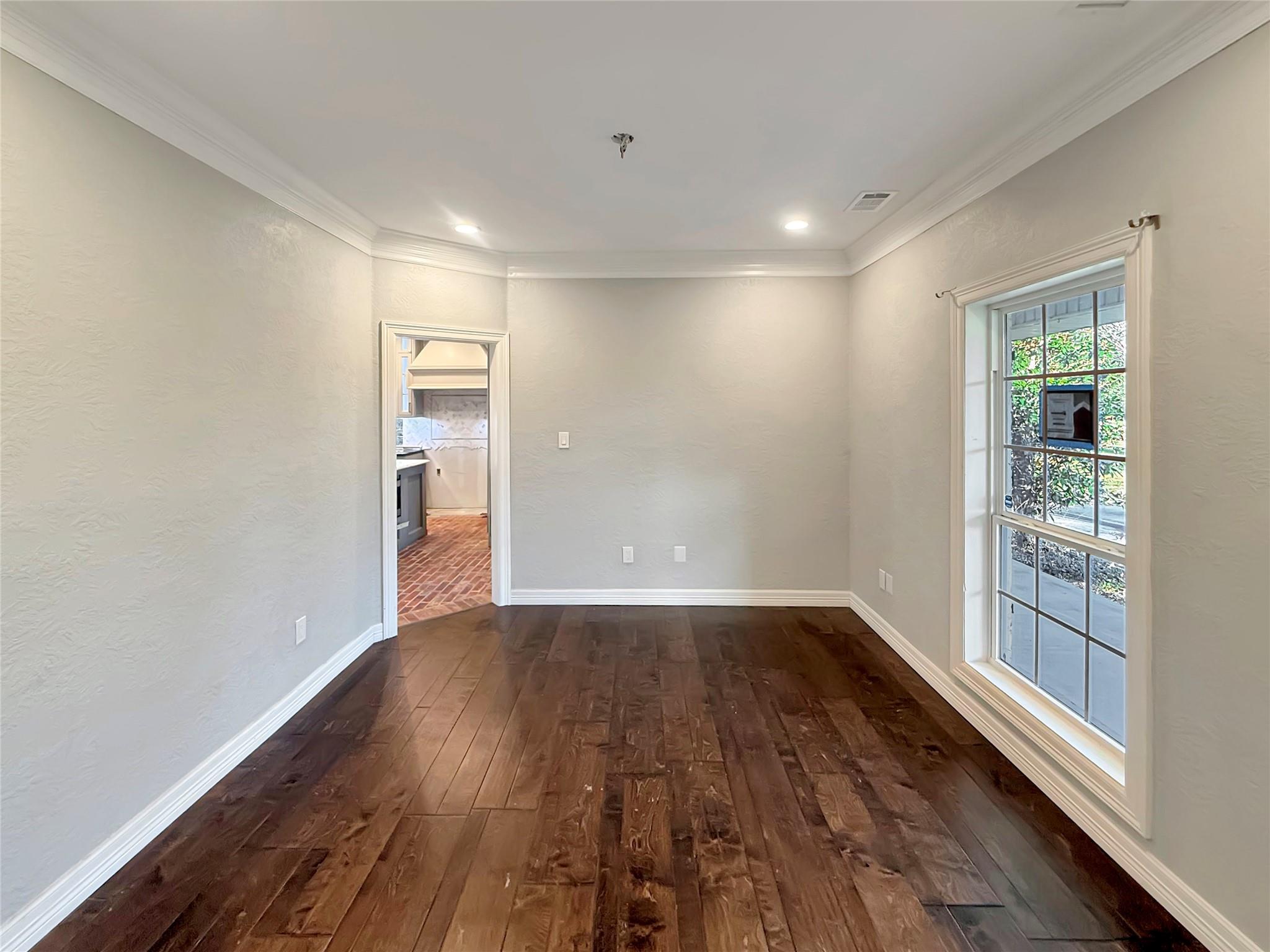 1330 Woodway Boulevard