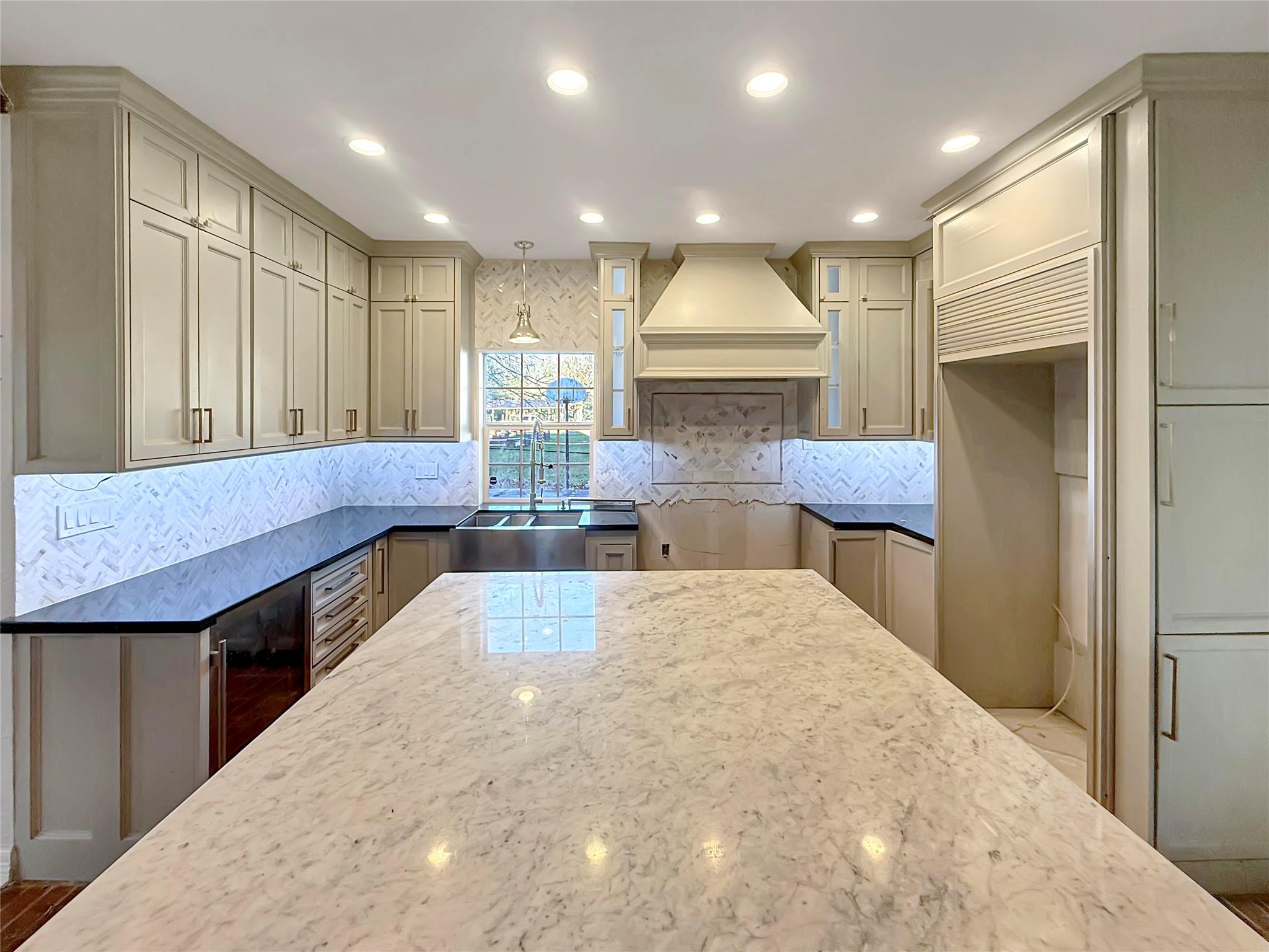 1330 Woodway Boulevard