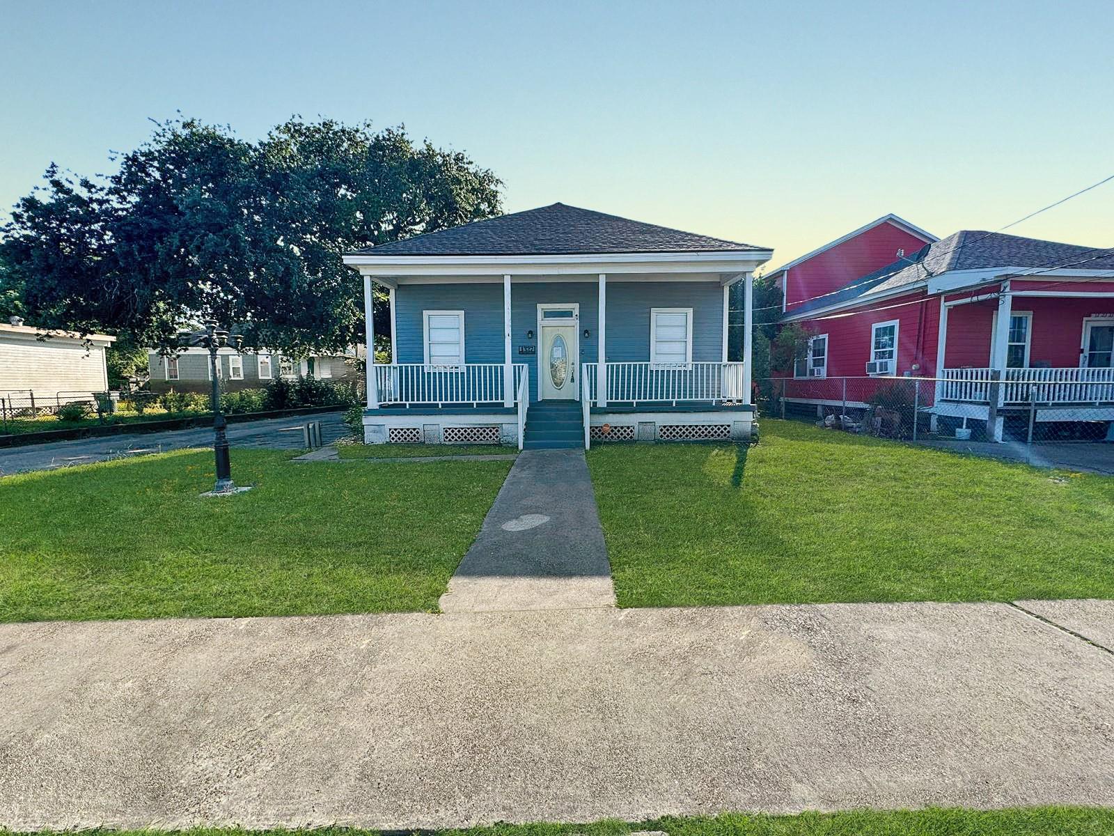 1327 33rd Street