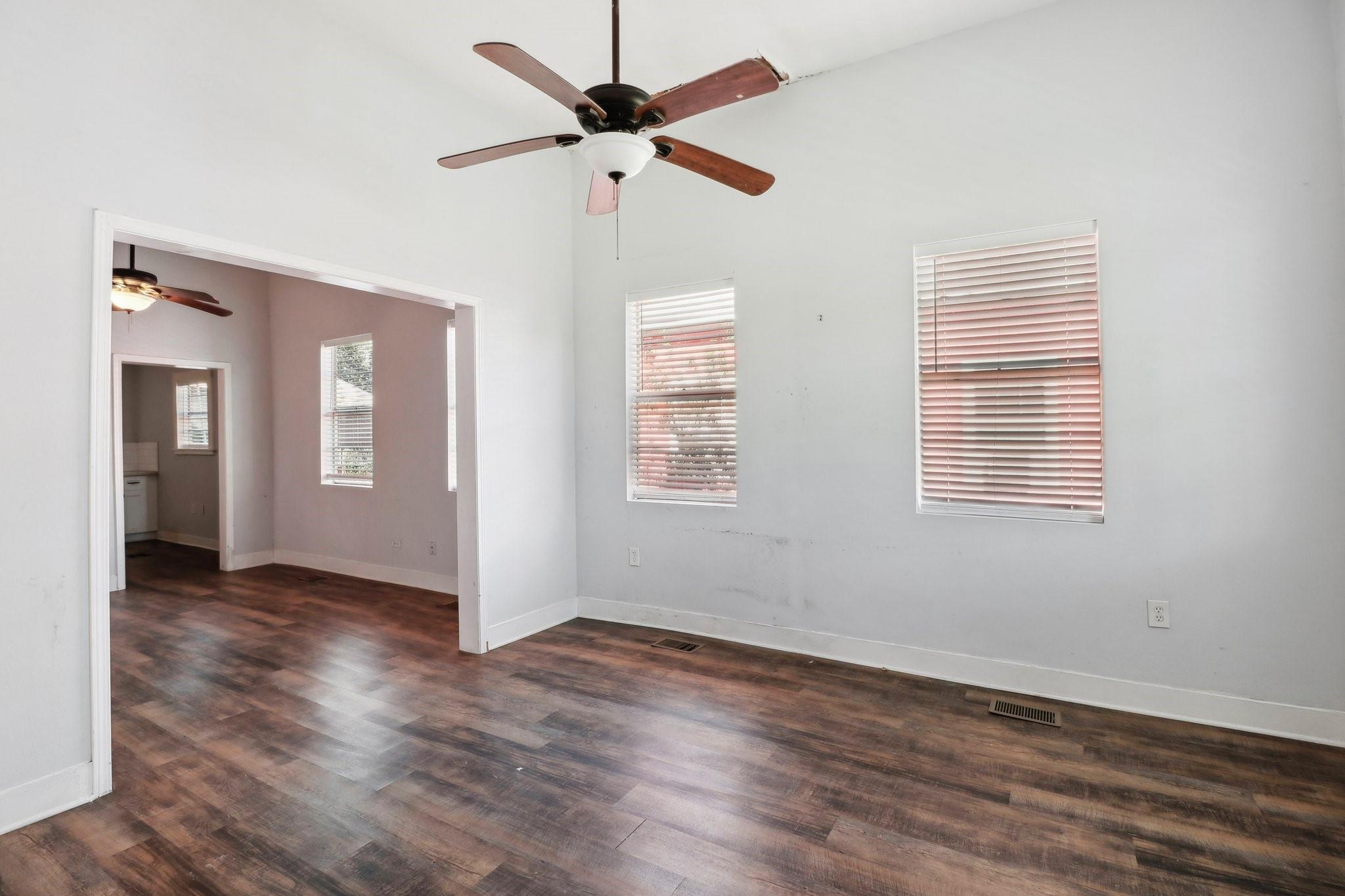 1327 33rd Street
