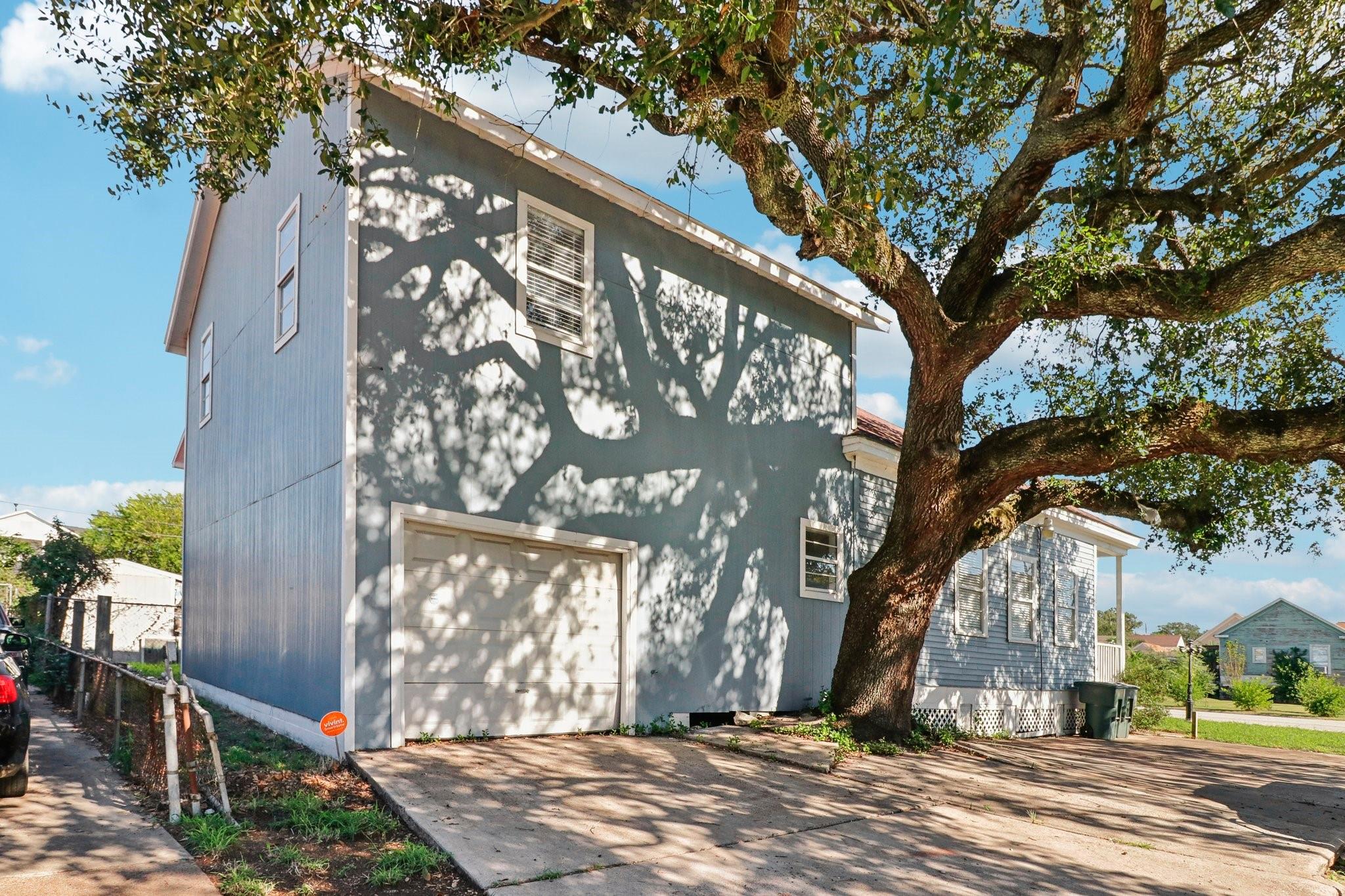 1327 33rd Street