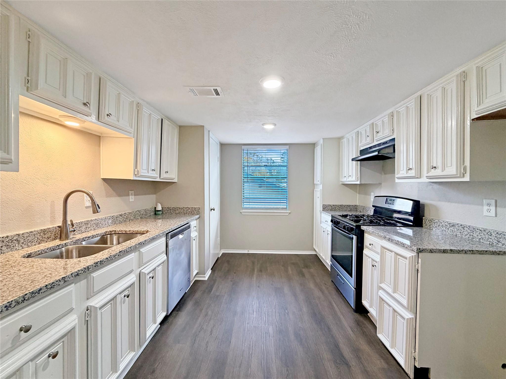 3230 Sycamore Springs Drive