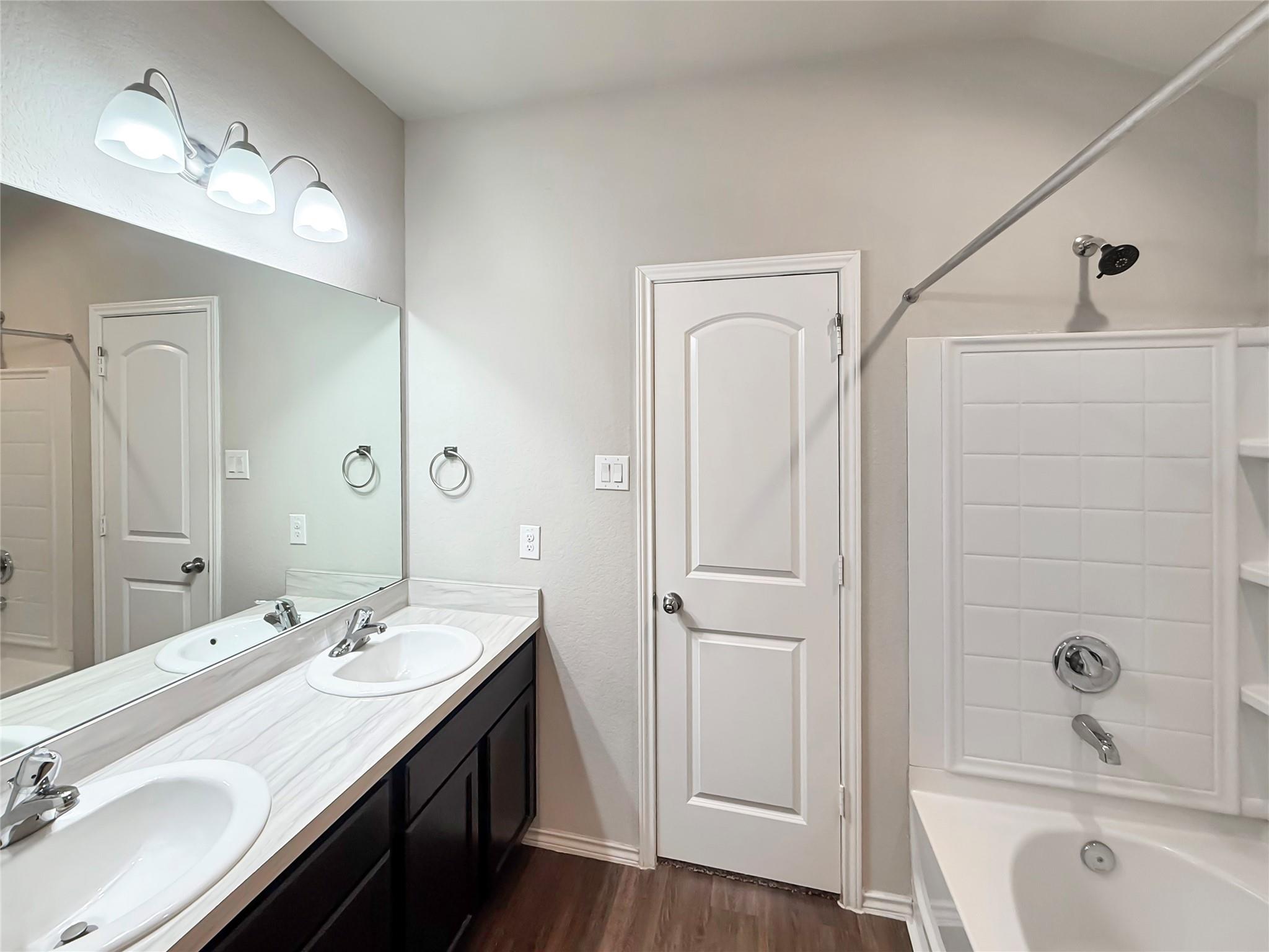 15443 Cipres Verde Street