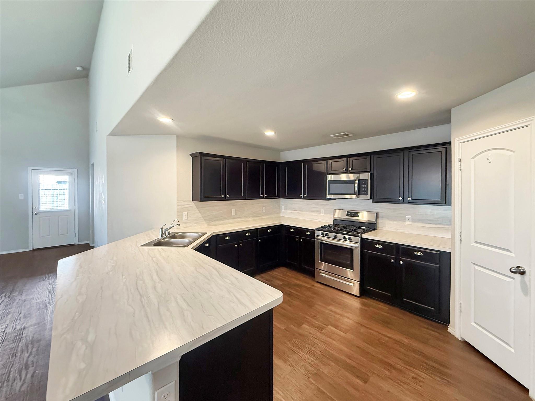 15443 Cipres Verde Street