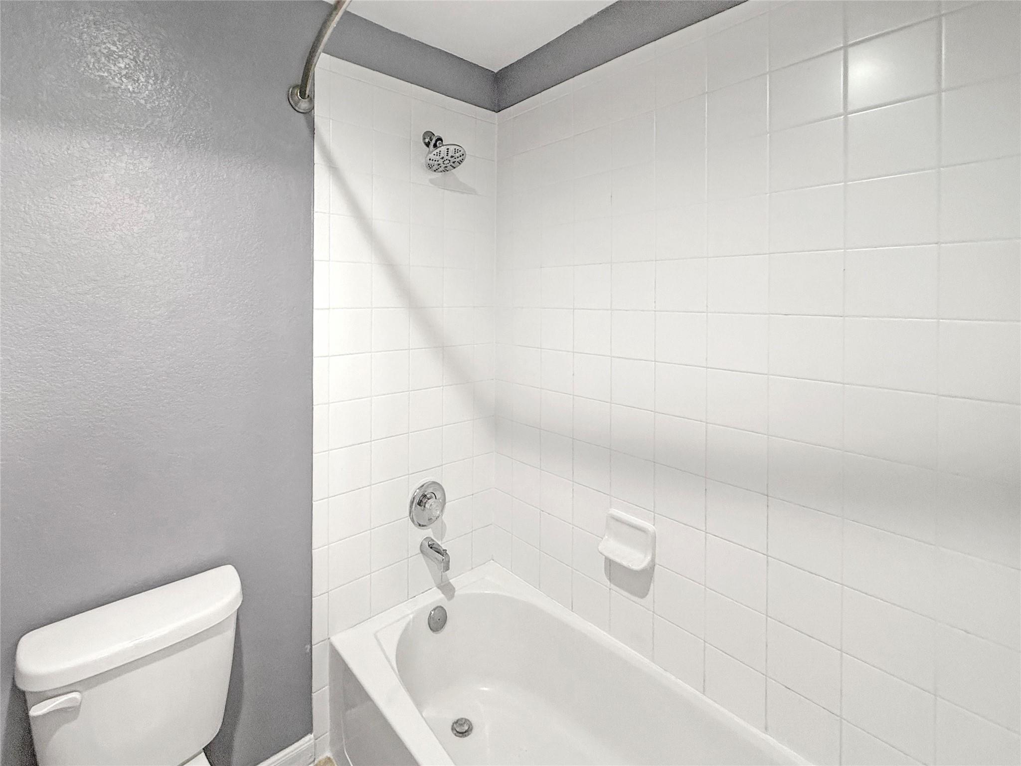 8310 Oakleaf Meadow Court