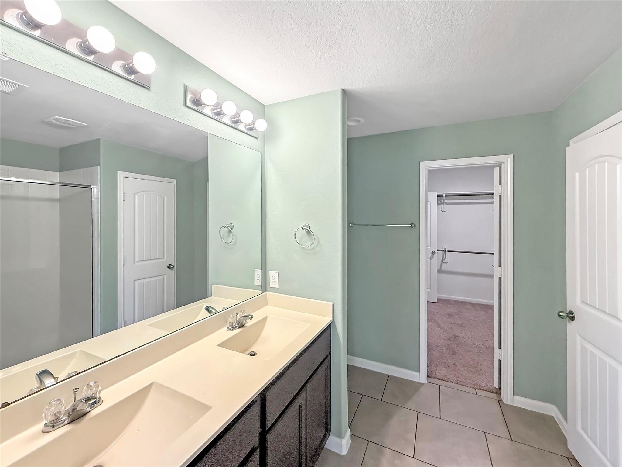 8310 Oakleaf Meadow Court