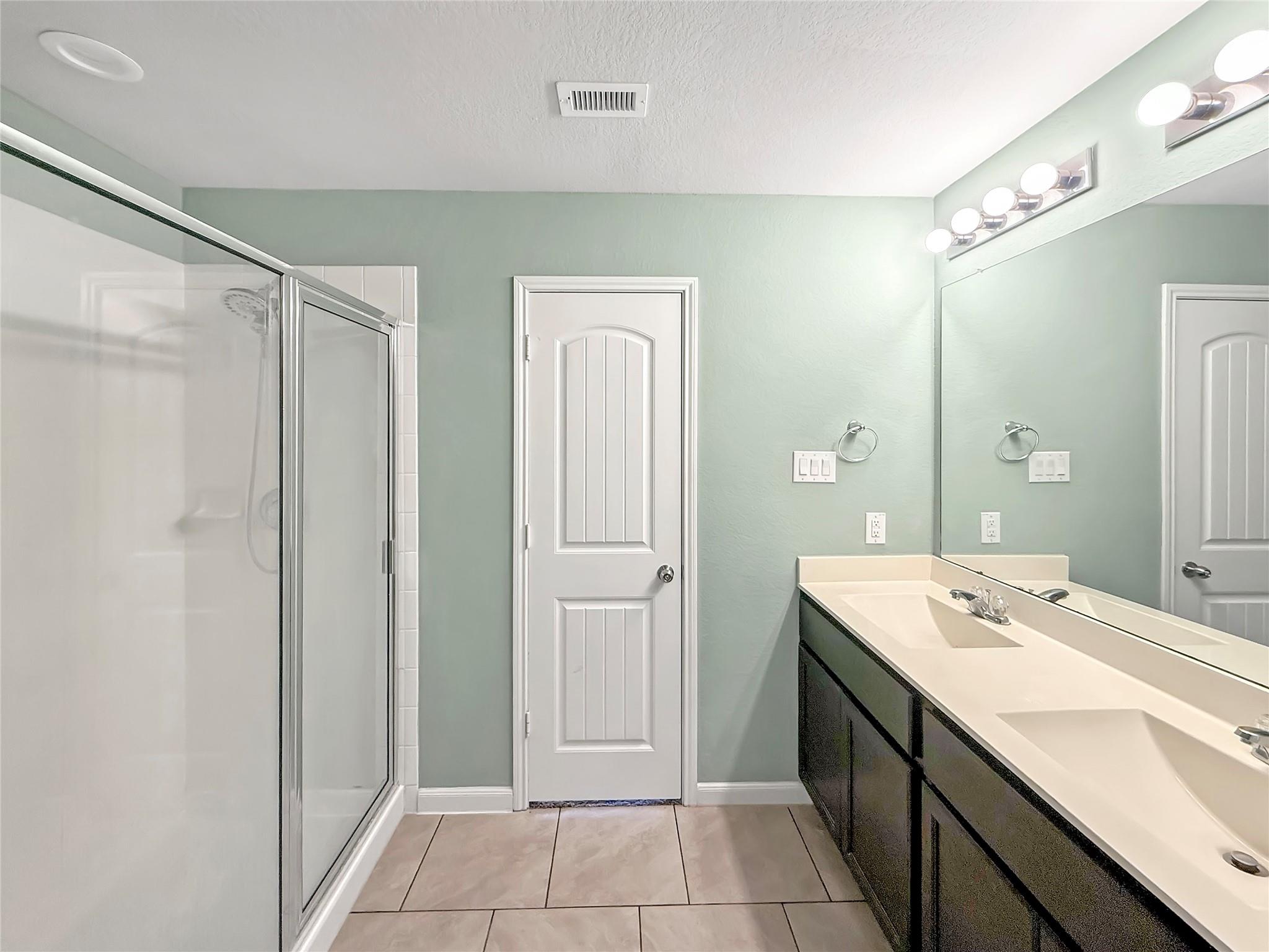 8310 Oakleaf Meadow Court