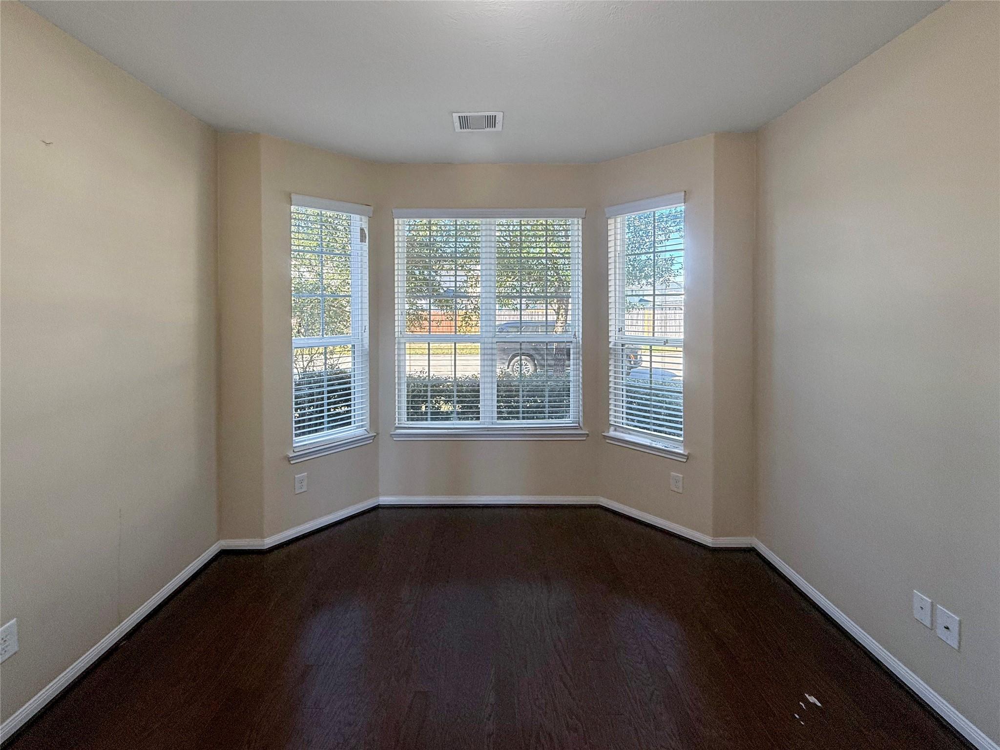 1610 Mason Knights Drive