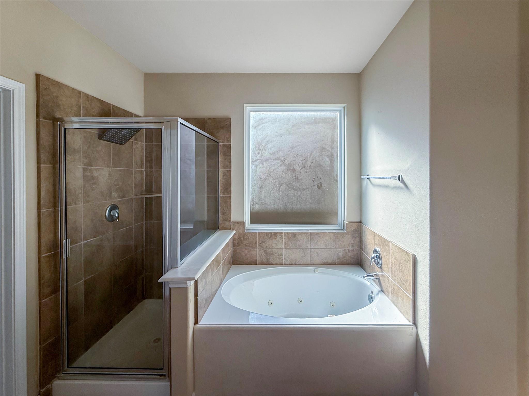 1610 Mason Knights Drive