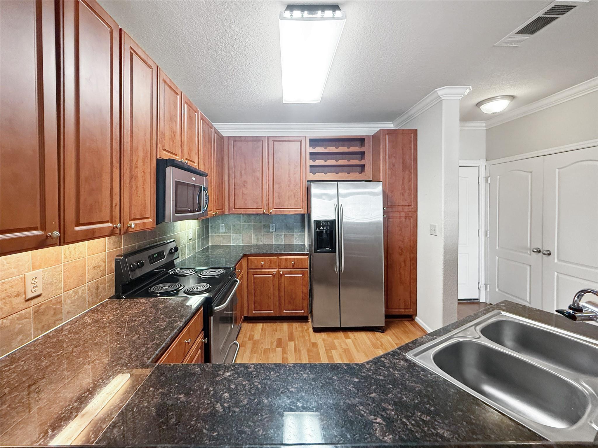1711 Old Spanish Trail # 240