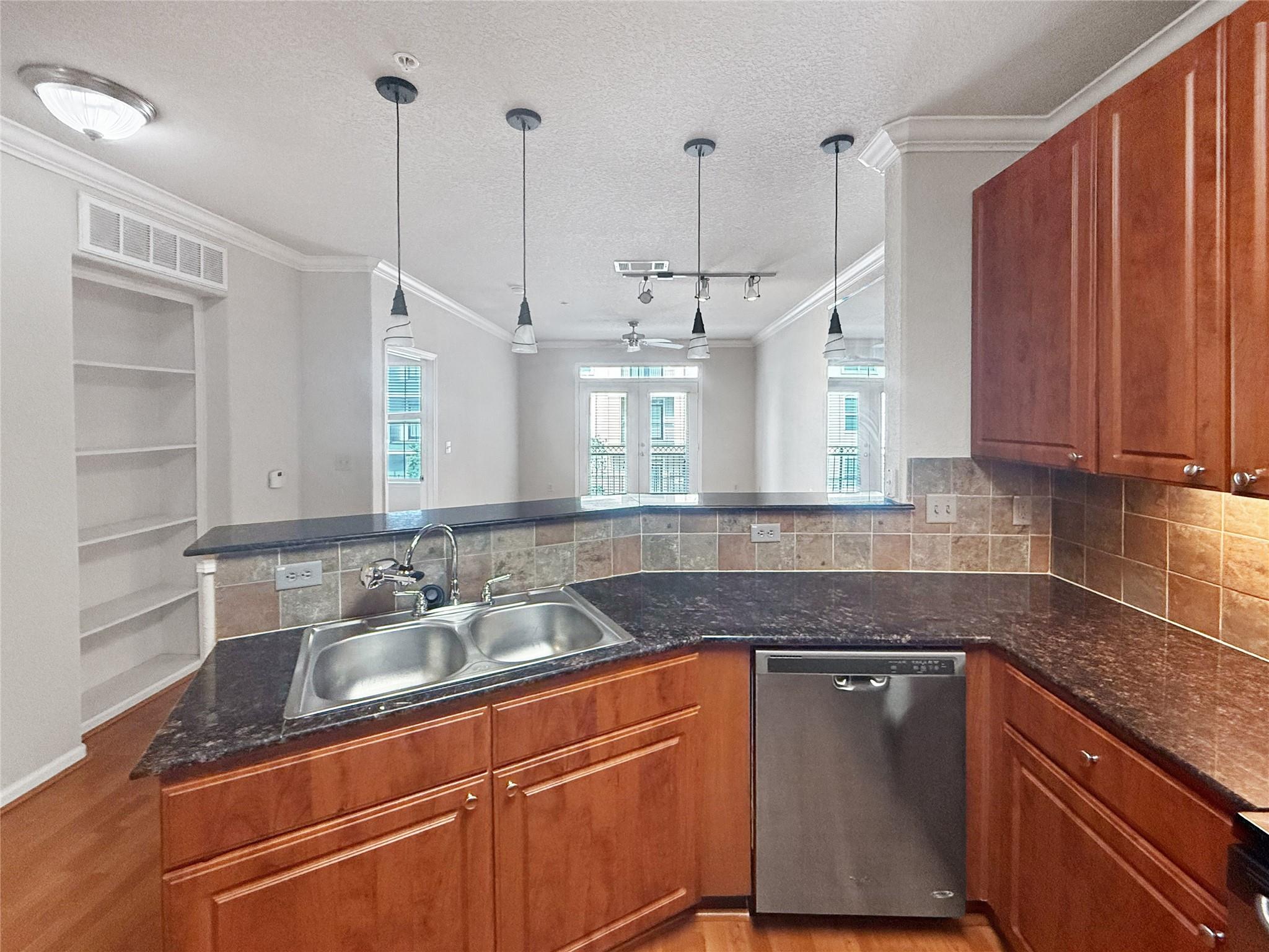 1711 Old Spanish Trail # 240