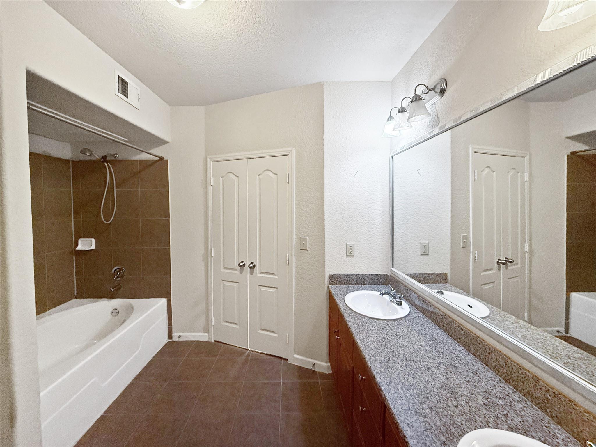 1711 Old Spanish Trail # 240