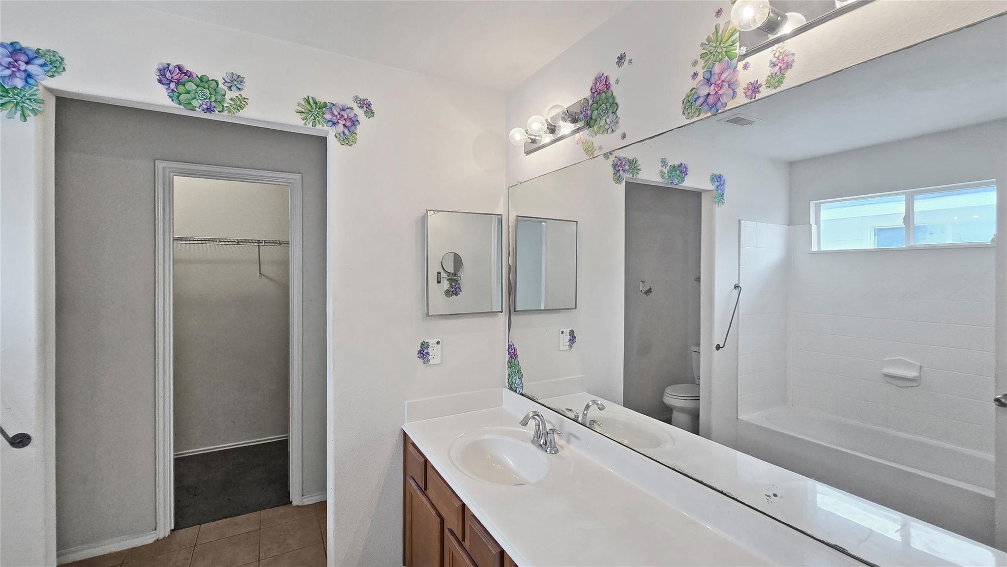2843 Maybrook Hollow Lane