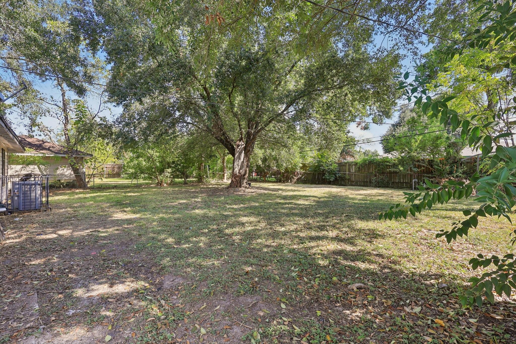 1206 Canterview Drive