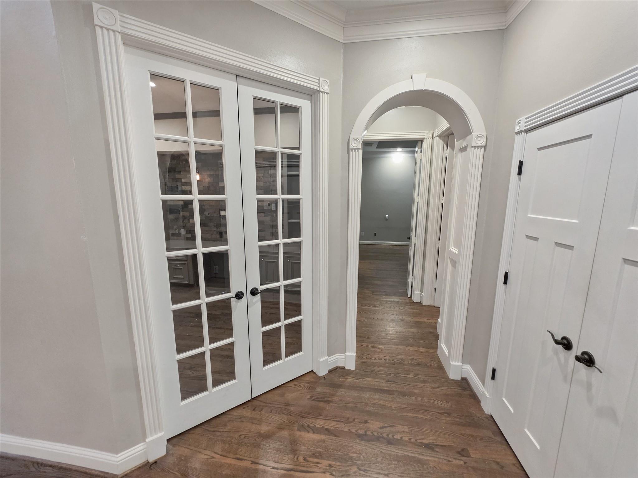3815 Loch Glen Court