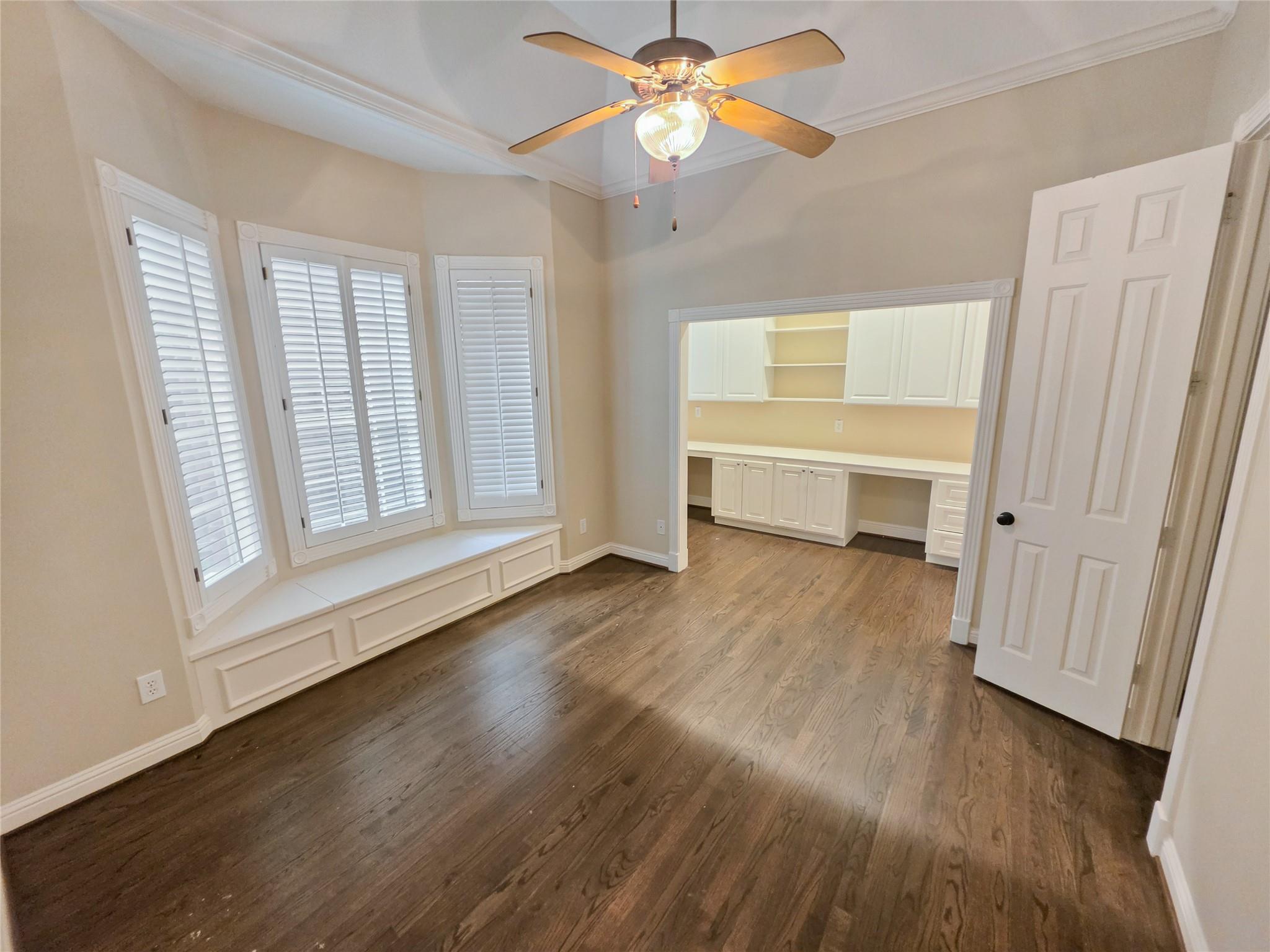 3815 Loch Glen Court