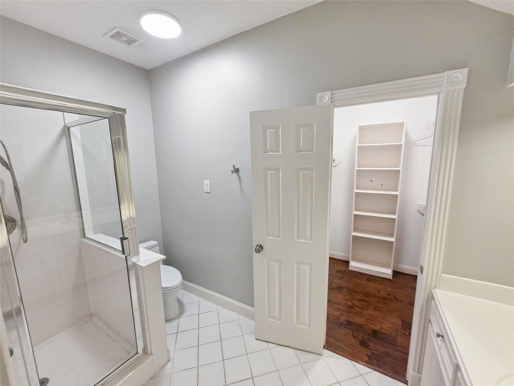 3815 Loch Glen Court