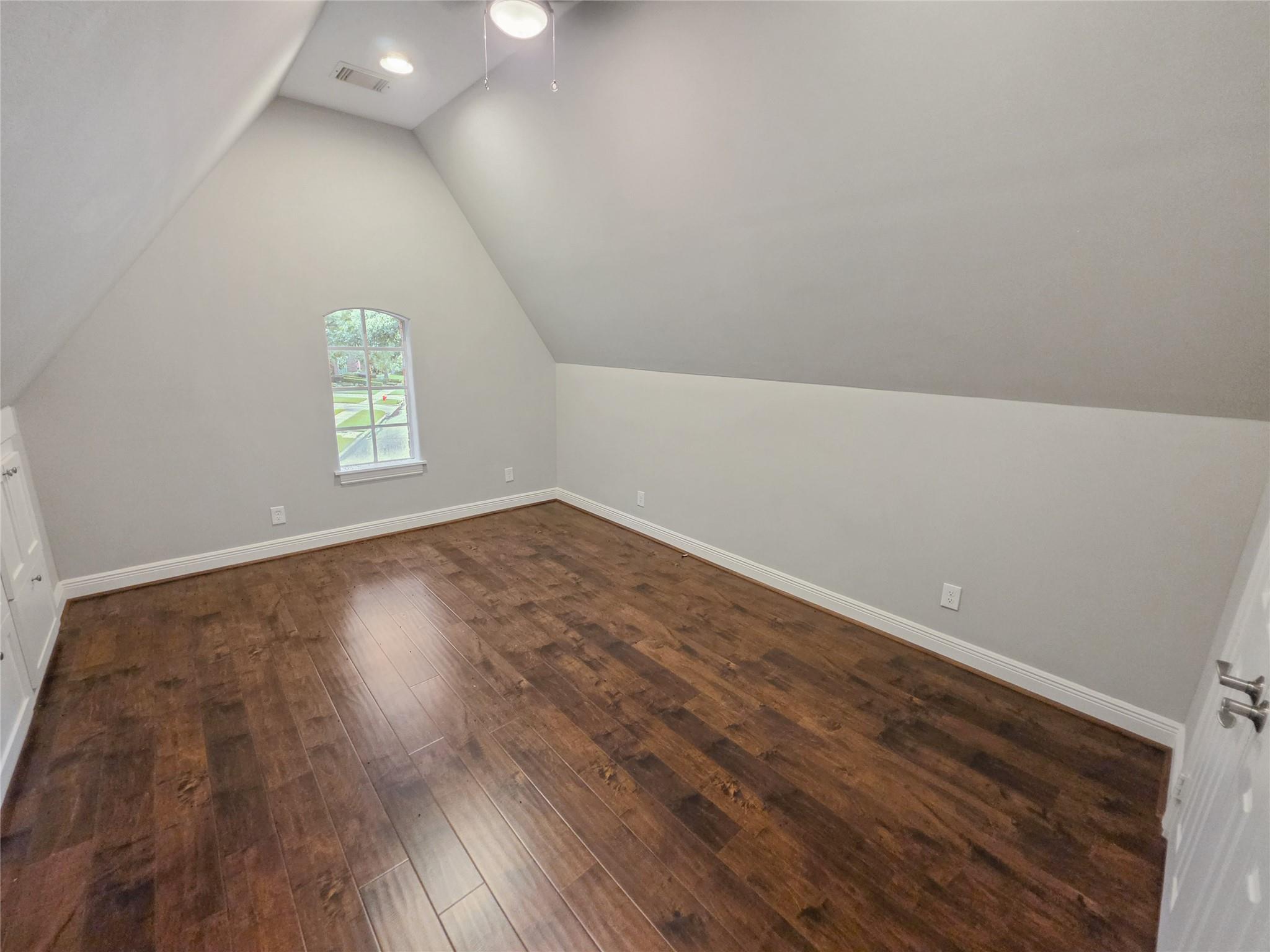 3815 Loch Glen Court