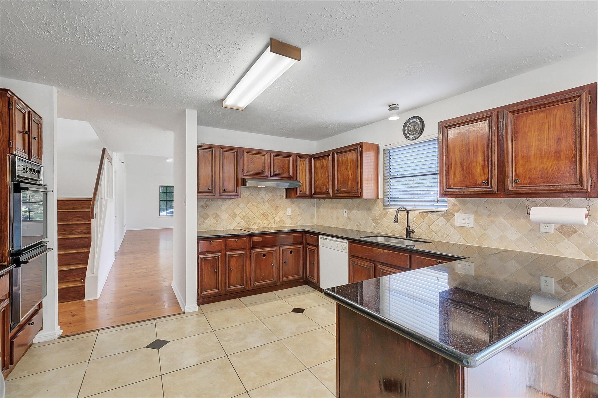 3103 Ashford Bend Drive