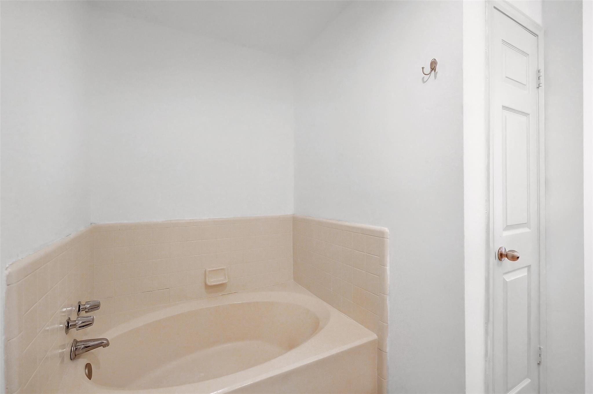 3103 Ashford Bend Drive