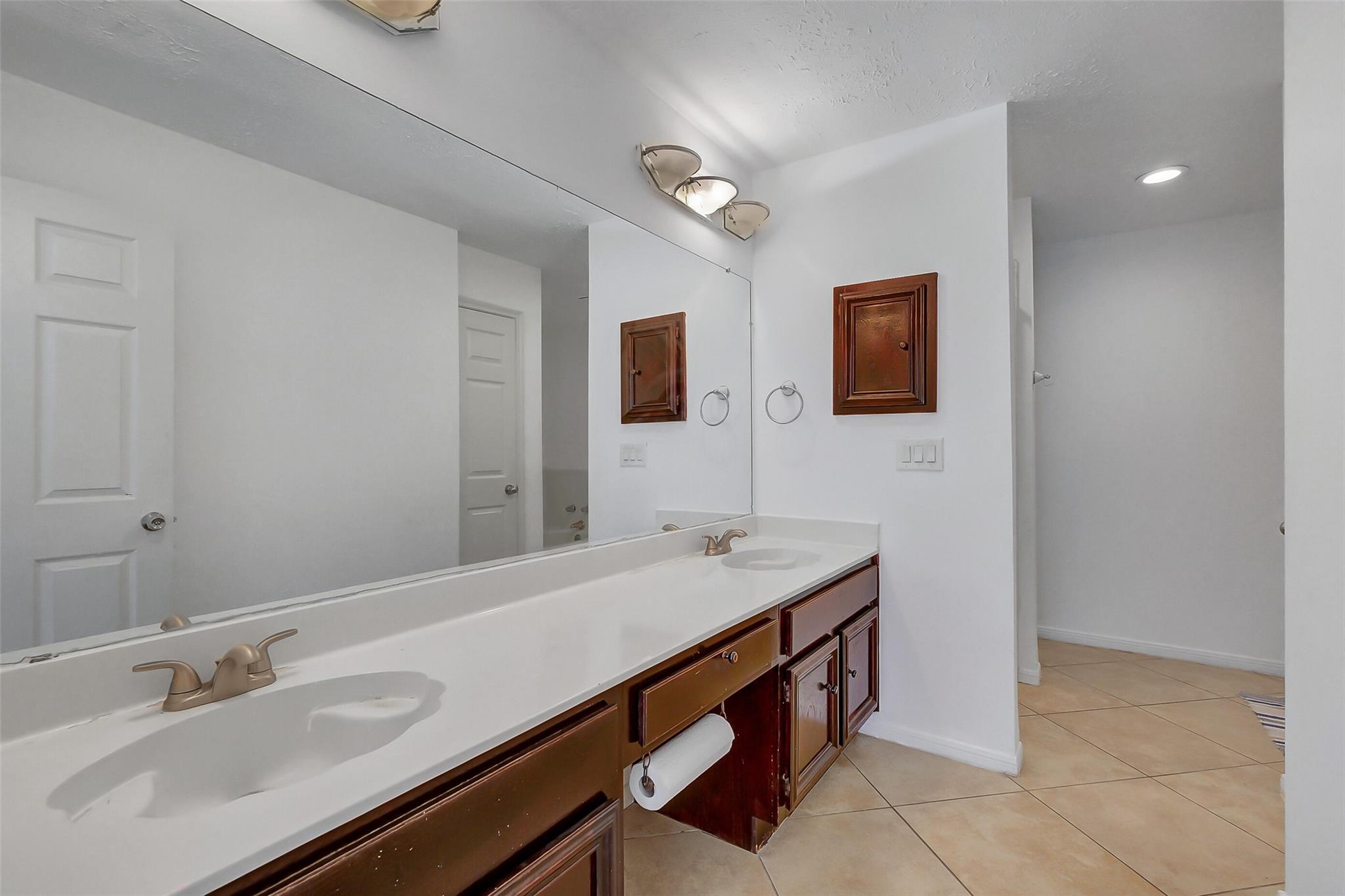 3103 Ashford Bend Drive