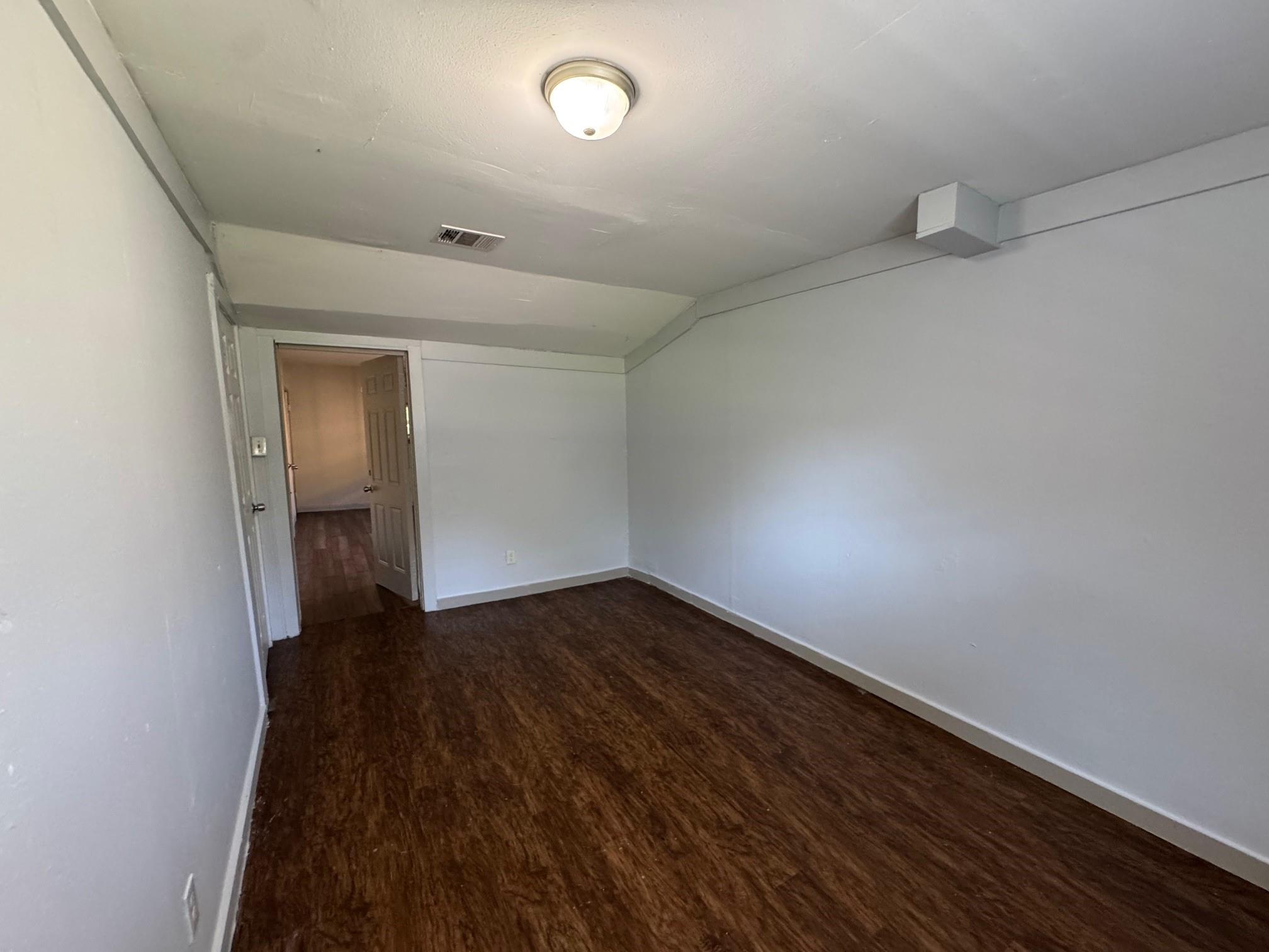 1104 Maple 1/2 Street # 2