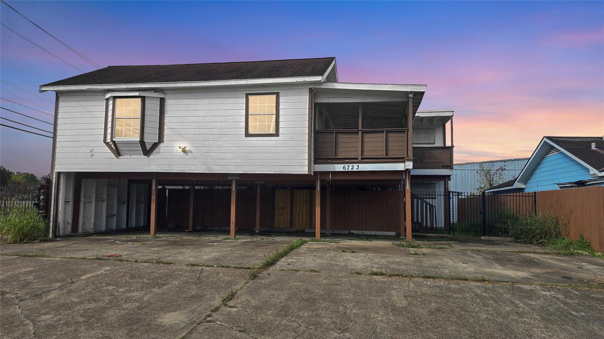 6723 South Loop E # 9