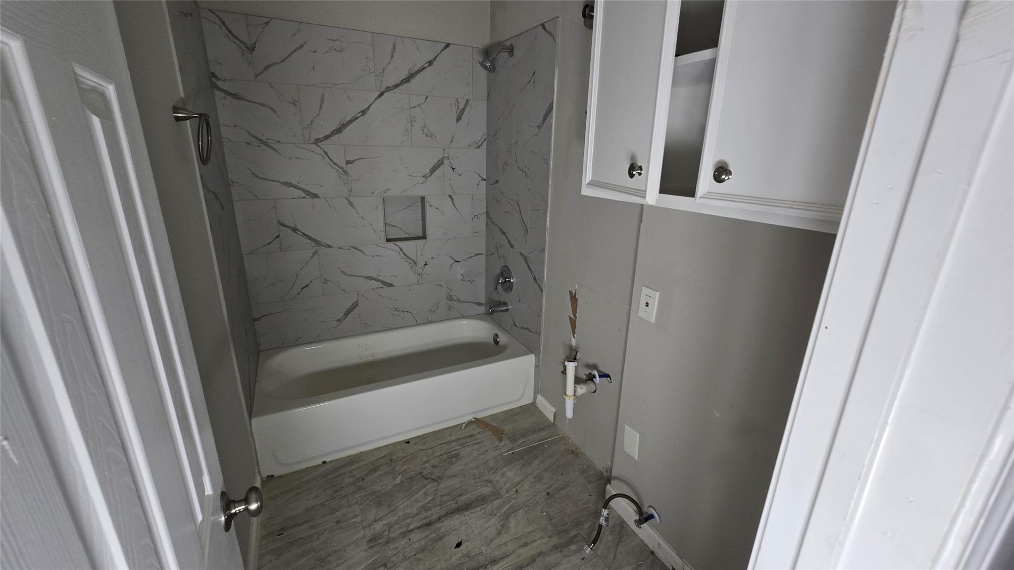 6723 South Loop E # 9