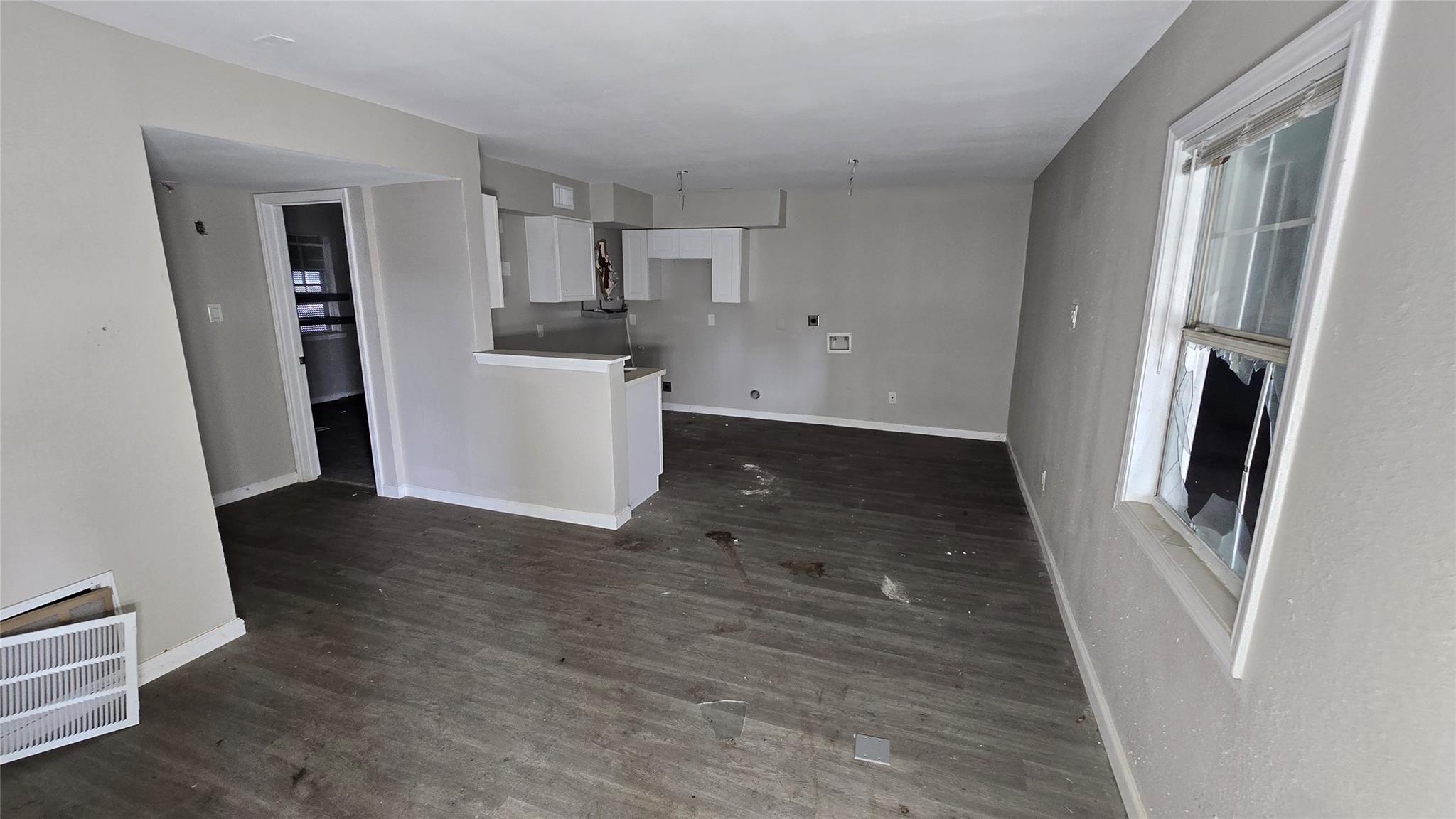 6723 South Loop E # 9