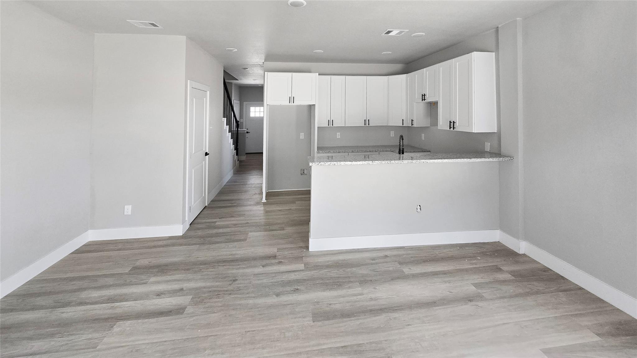 2718 Sam Wilson Street